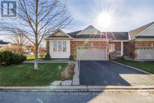 411 Oban Pvt, Ottawa, ON - Outdoor With Facade