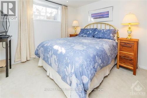 411 Oban Pvt, Ottawa, ON - Indoor Photo Showing Bedroom