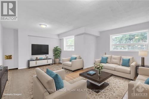 2196 Lenester Avenue, Ottawa, ON - Indoor Photo Showing Living Room