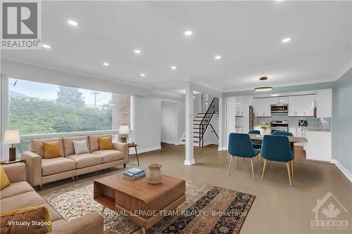 2196 Lenester Avenue, Ottawa, ON - Indoor Photo Showing Living Room