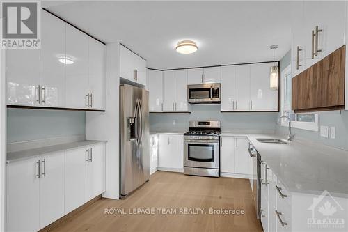 2196 Lenester Avenue, Ottawa, ON - Indoor Photo Showing Kitchen