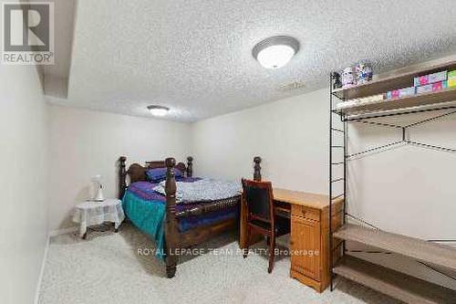 115 Destiny, Ottawa, ON - Indoor Photo Showing Bedroom