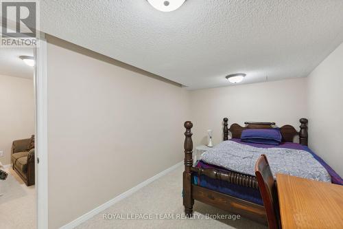 115 Destiny, Ottawa, ON - Indoor Photo Showing Bedroom