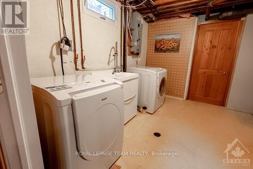 73 Aero Drive, Ottawa, ON - Indoor Photo Showing Laundry Room