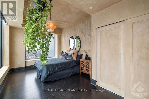 4101 - 805 Carling Avenue, Ottawa, ON - Indoor Photo Showing Bedroom