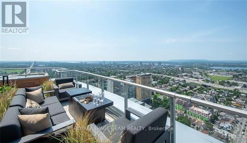 4101 - 805 Carling Avenue, Ottawa, ON - Outdoor With View