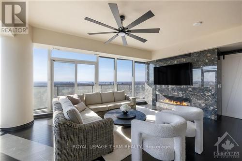 4101 - 805 Carling Avenue, Ottawa, ON - Indoor Photo Showing Living Room With Fireplace