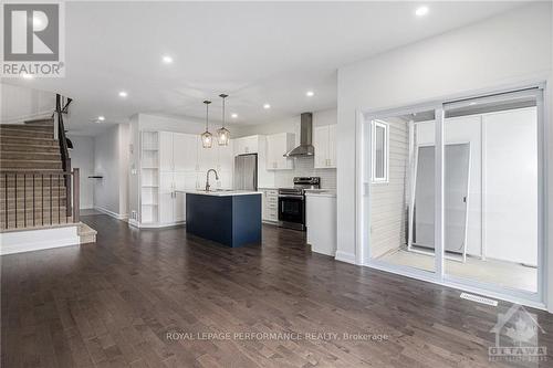 311 Sterling Avenue, Clarence-Rockland, ON - Indoor Photo Showing Kitchen With Upgraded Kitchen