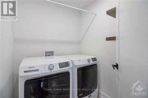 311 Sterling Avenue, Clarence-Rockland, ON - Indoor Photo Showing Laundry Room