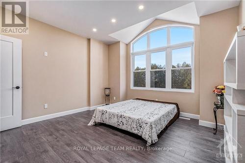 11230 County 3 Road, North Dundas, ON - Indoor Photo Showing Bedroom