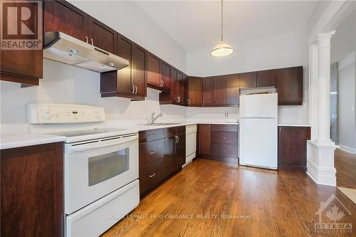 121 York Street, Ottawa, ON - Indoor Photo Showing Kitchen