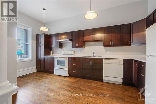 121 York Street, Ottawa, ON - Indoor Photo Showing Kitchen