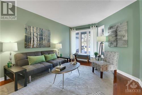 1896 Northlands Drive, Ottawa, ON - Indoor Photo Showing Living Room