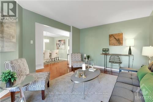 1896 Northlands Drive, Ottawa, ON - Indoor Photo Showing Living Room