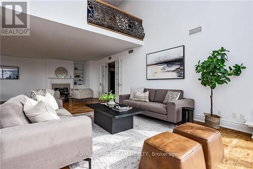 1201 - 40 Boteler Street, Ottawa, ON - Indoor Photo Showing Living Room With Fireplace