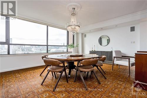 1201 - 40 Boteler Street, Ottawa, ON - Indoor Photo Showing Dining Room