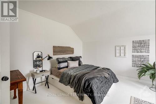 23 Blacksmith Road, Rideau Lakes, ON - Indoor Photo Showing Bedroom