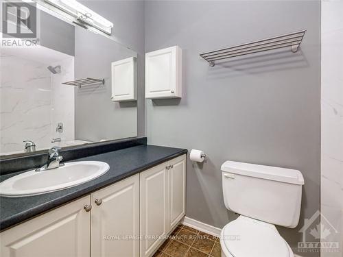 205 - 199 Kent Street, Ottawa, ON - Indoor Photo Showing Bathroom