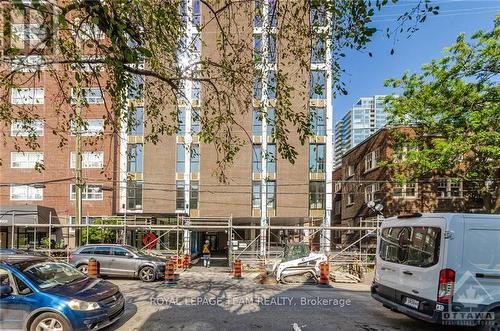 807 - 331 Cooper Street, Ottawa, ON - Outdoor