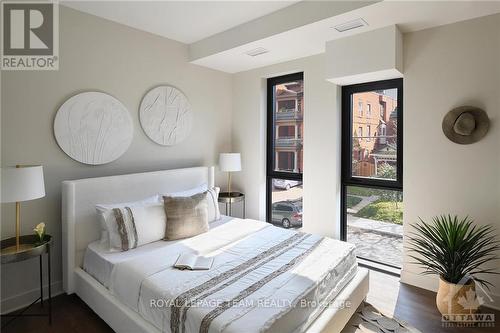 204 - 331 Cooper Street, Ottawa, ON - Indoor Photo Showing Bedroom