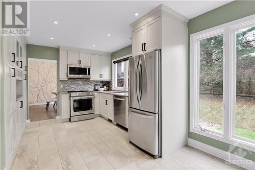 1790 Kilborn Avenue, Ottawa, ON - Indoor Photo Showing Kitchen With Stainless Steel Kitchen With Upgraded Kitchen