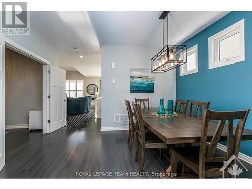 656 Parade Drive, Ottawa, ON - Indoor Photo Showing Dining Room