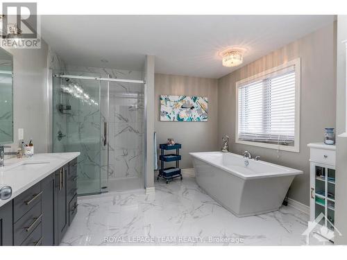 656 Parade Drive, Ottawa, ON - Indoor Photo Showing Bathroom