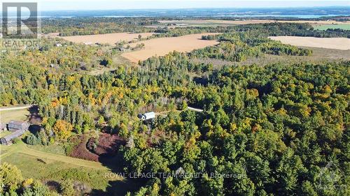 1121 Brae-Loch Road, Mcnab/Braeside, ON 