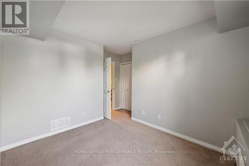 75 Strathaven, Ottawa, ON - Indoor Photo Showing Other Room