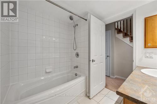 75 Strathaven, Ottawa, ON - Indoor Photo Showing Bathroom