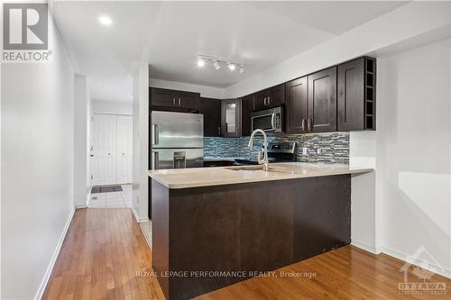 75 Strathaven, Ottawa, ON - Indoor Photo Showing Kitchen With Upgraded Kitchen