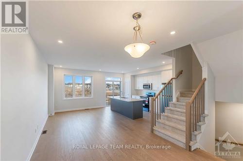 702 Fairline Row, Ottawa, ON - Indoor