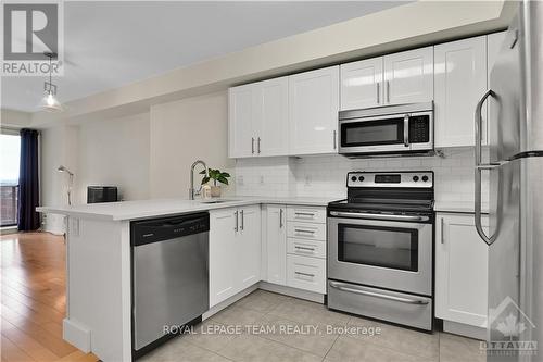 703 - 242 Rideau Street, Ottawa, ON - Indoor Photo Showing Kitchen With Stainless Steel Kitchen