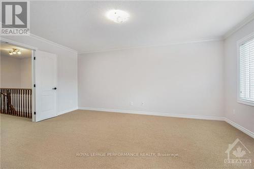 635 Whitecliffs Avenue, Ottawa, ON - Indoor Photo Showing Other Room