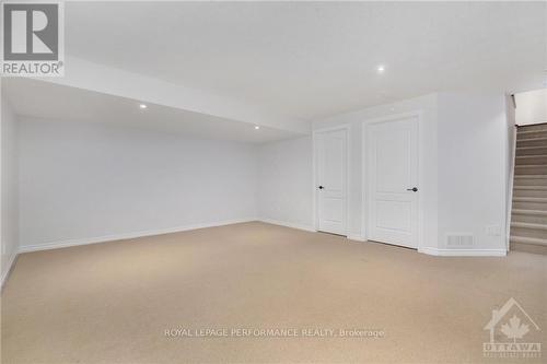 635 Whitecliffs Avenue, Ottawa, ON - Indoor Photo Showing Other Room