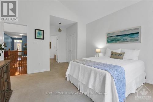 518 Golden Sedge Way, Ottawa, ON - Indoor Photo Showing Bedroom