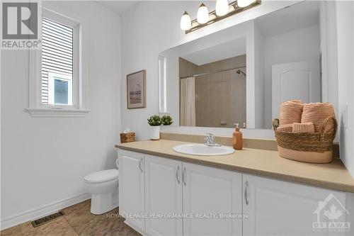 518 Golden Sedge Way, Ottawa, ON - Indoor Photo Showing Bathroom