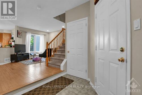 8 Calaveras Avenue, Ottawa, ON - Indoor Photo Showing Other Room