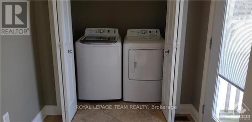 1840 County Road 2 Road, Edwardsburgh/Cardinal, ON - Indoor Photo Showing Laundry Room