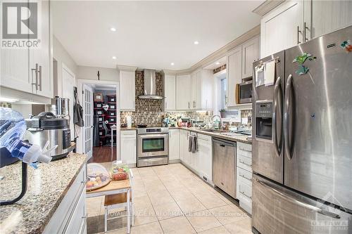 54 Lapointe Boulevard, Russell, ON - Indoor Photo Showing Kitchen With Double Sink With Upgraded Kitchen