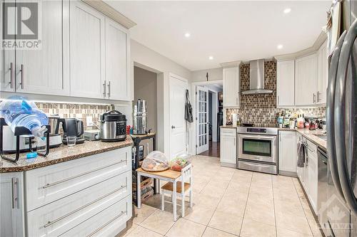 54 Lapointe Boulevard, Russell, ON - Indoor Photo Showing Kitchen