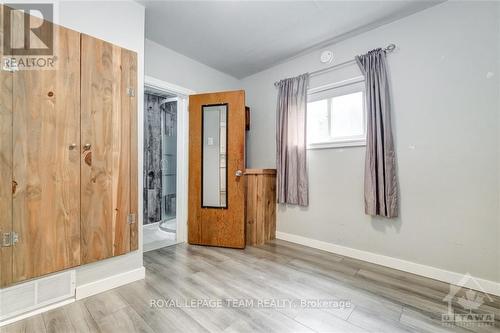 208 Bell Street, Arnprior, ON - Indoor Photo Showing Other Room