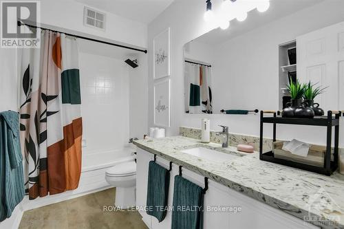 204 - 212 Viewmount Drive, Ottawa, ON - Indoor Photo Showing Bathroom