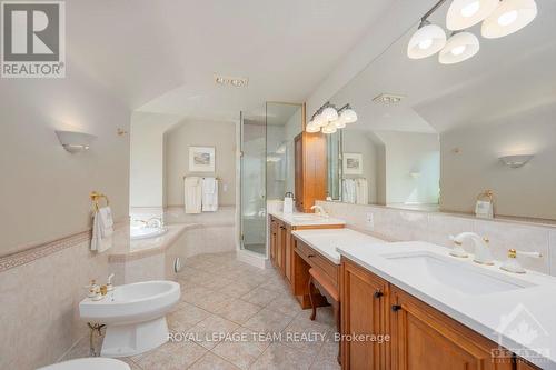 1870 Sixth Line Road, Ottawa, ON - Indoor Photo Showing Bathroom