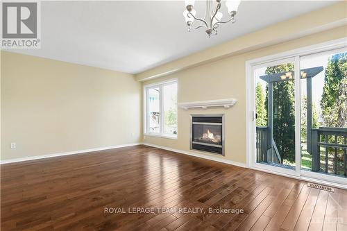 357 Hillsboro, Ottawa, ON - Indoor Photo Showing Living Room With Fireplace