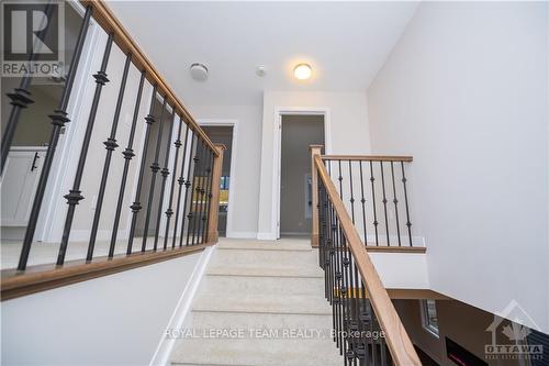 367 Peninsula Road, Ottawa, ON - Indoor Photo Showing Other Room