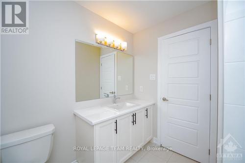 367 Peninsula Road, Ottawa, ON - Indoor Photo Showing Bathroom