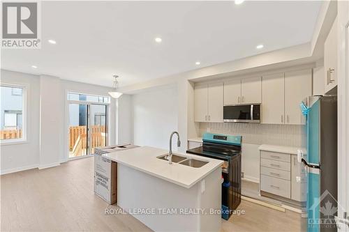 514 Bundoran Place, Ottawa, ON - Indoor Photo Showing Kitchen