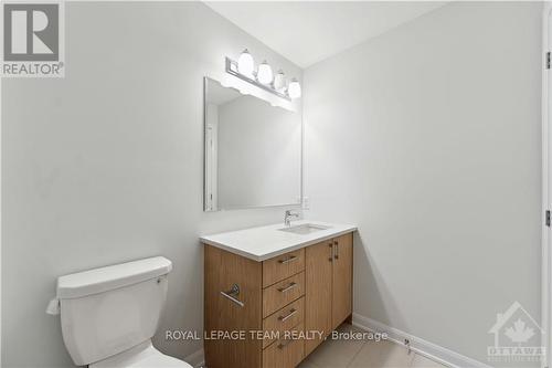 512 Bundoran Place, Ottawa, ON - Indoor Photo Showing Bathroom