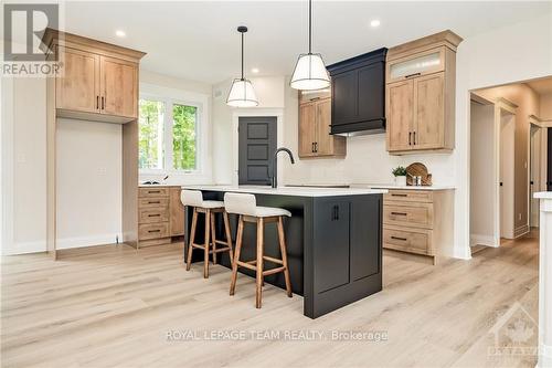 5 Comeau Court, North Grenville, ON - Indoor Photo Showing Kitchen With Upgraded Kitchen